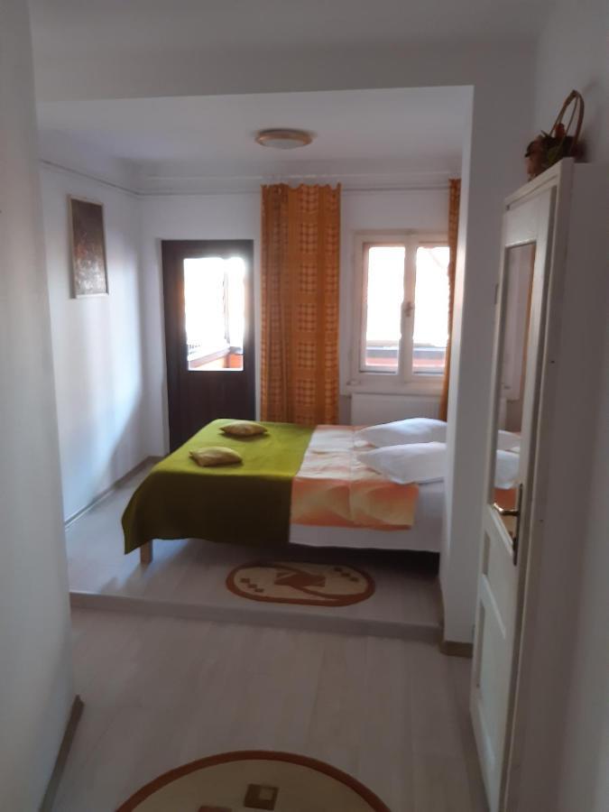 Vila Szoke Совата Екстериор снимка